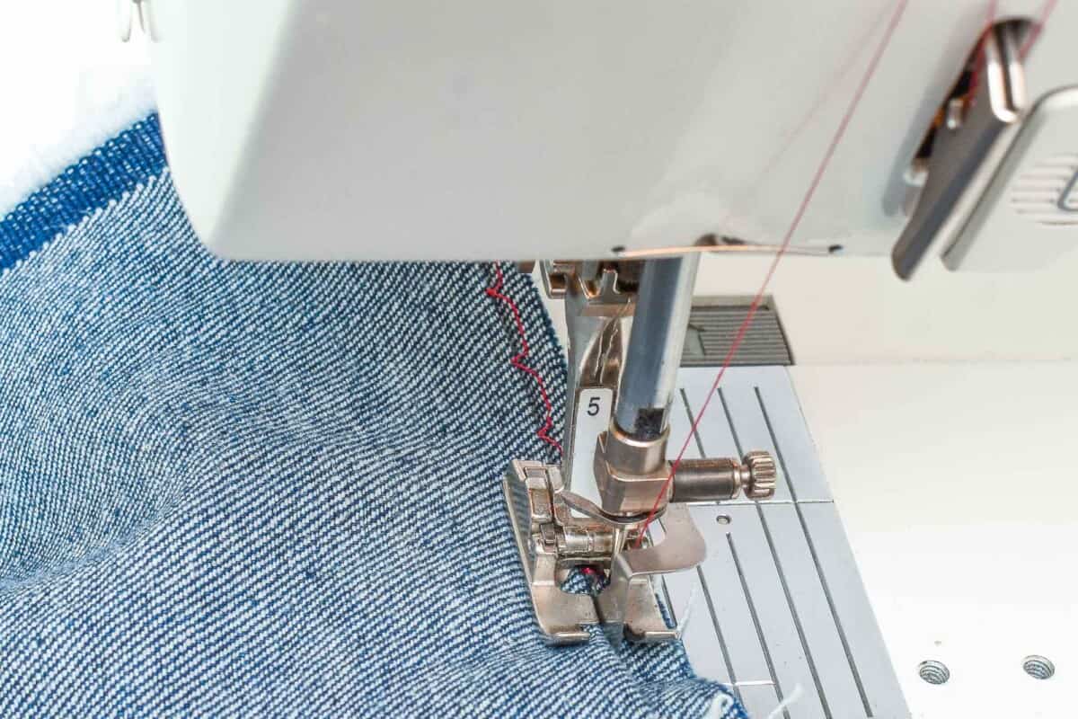 invisible stitch sewing machine